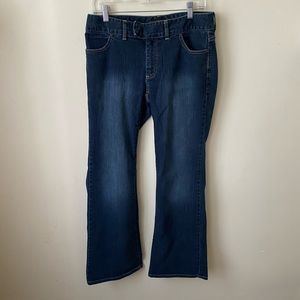 Banana Republic Women’s Jeans. 8.